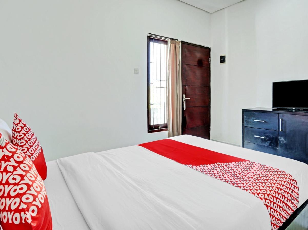 Oyo 90456 Moh Yamin Residence Balian Exterior foto